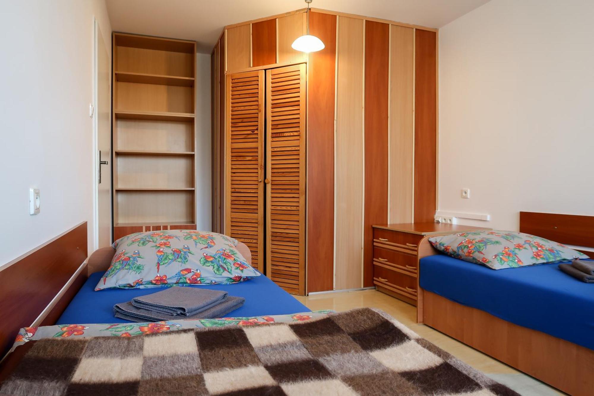Dom Studencki Raj Hostel Wroclaw Ngoại thất bức ảnh